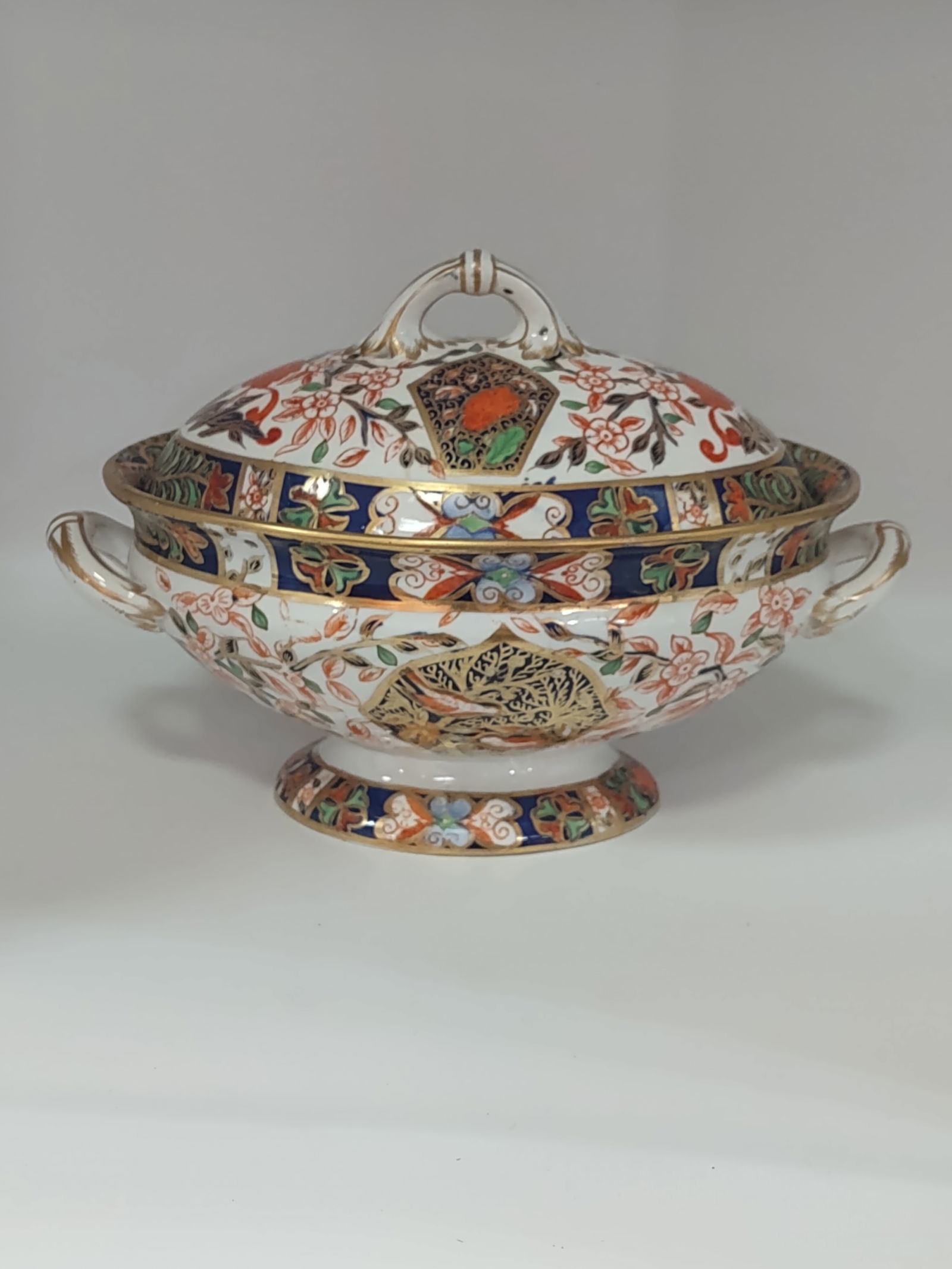 Royal Crown Derby Covered Sauce Tureens (1 of 6)