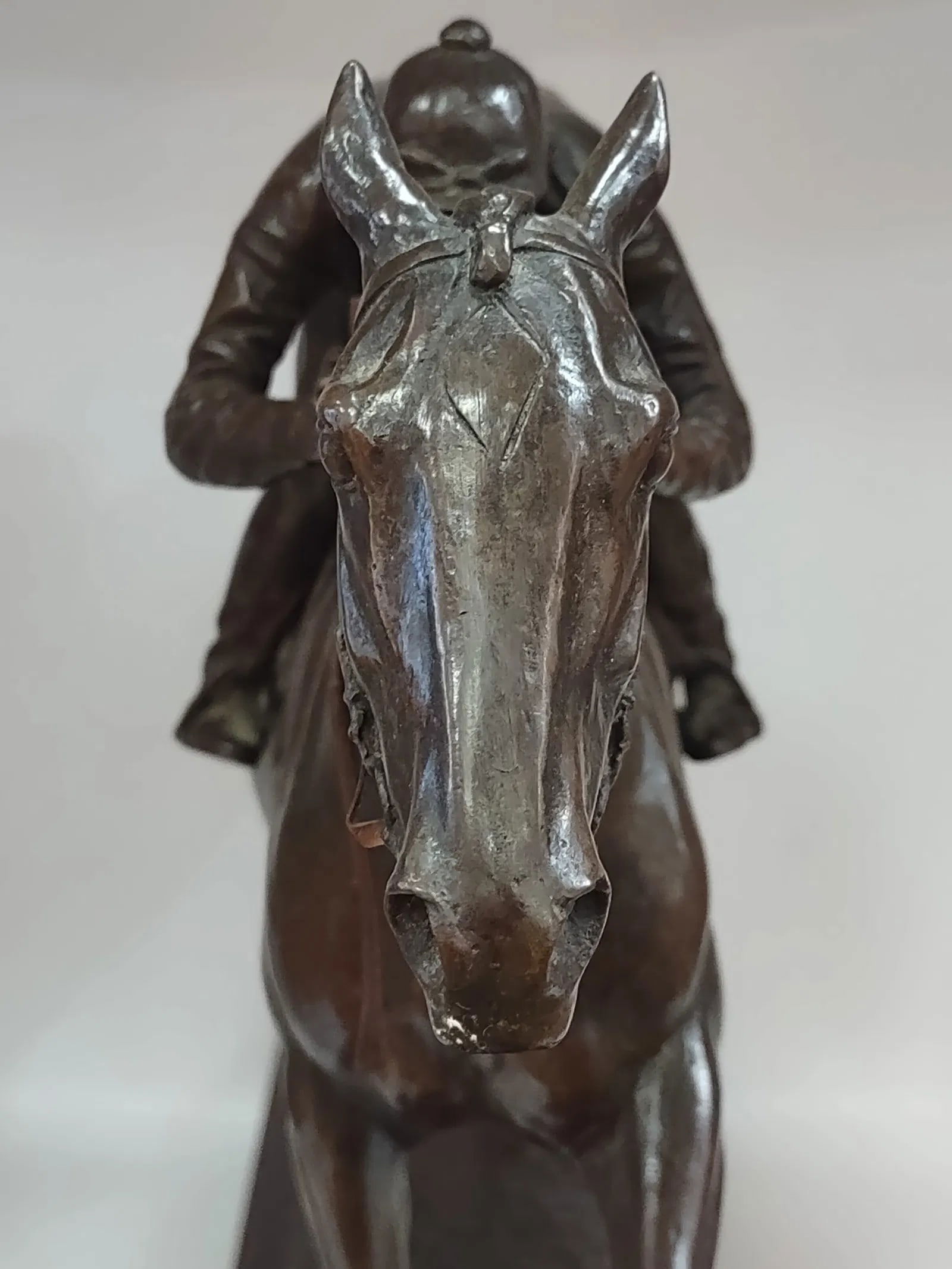 Bronze Statue by "Marilyn Newmark" (1928-2013) - 5