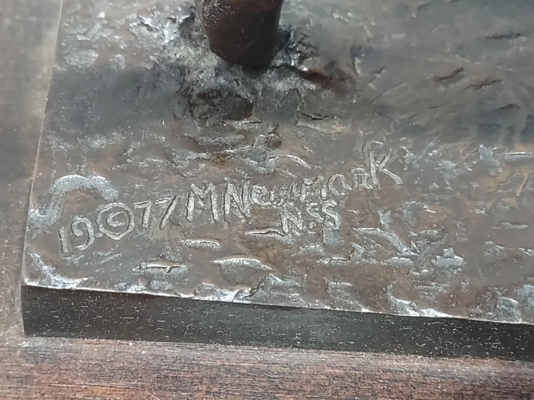 Bronze Statue by "Marilyn Newmark" (1928-2013) - 6