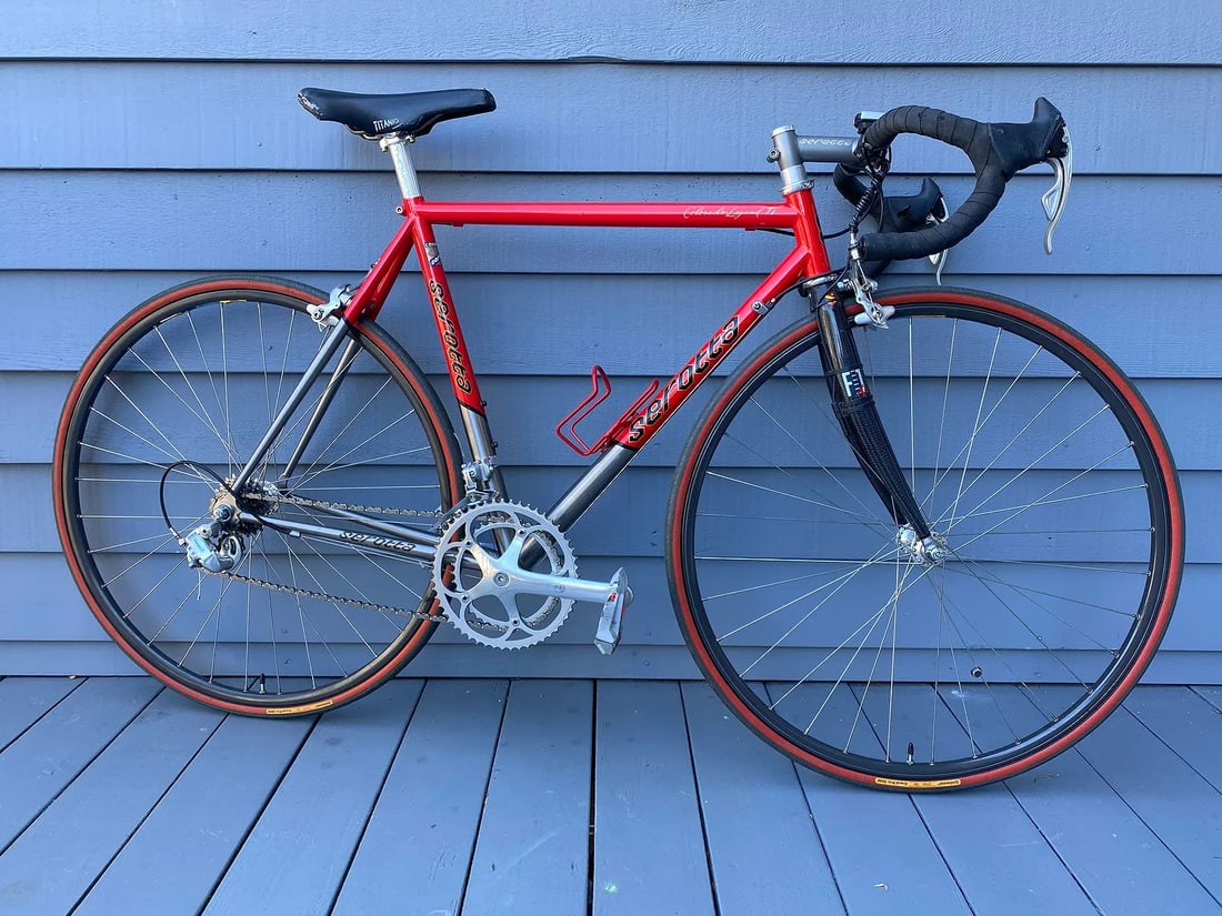 1994 Serotta Bike: Amazing race bike in great condition. Size: 52,Frame: All Titanium, Curved Chain Stay: Olympic proven Standard, Titanium Tubing, TIG Welding, Split Cable guides, Titanium semi Vertical dropouts, S-Ben