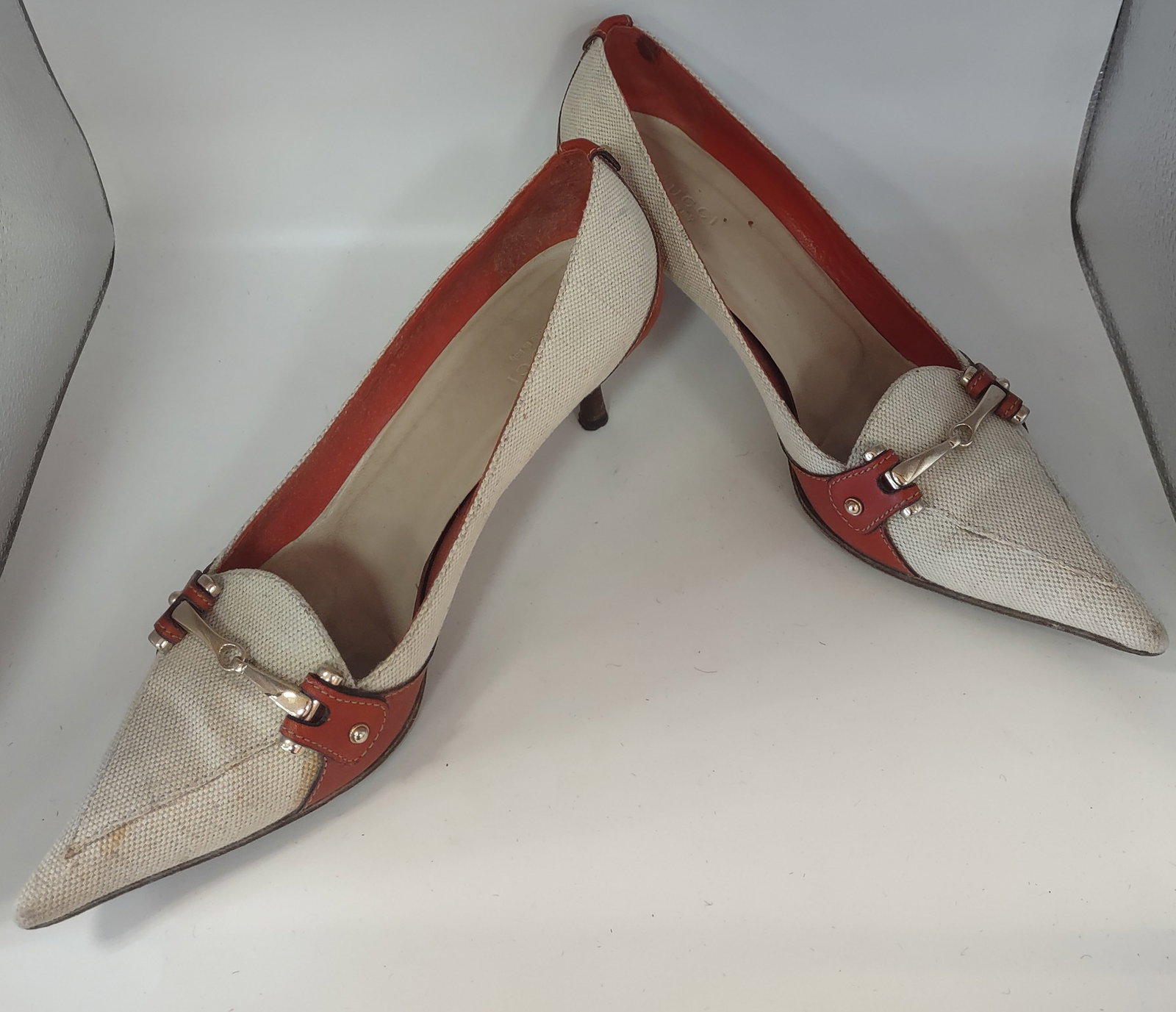 Elegant Kitten Heel shoes by "Gucci" (1 of 4)