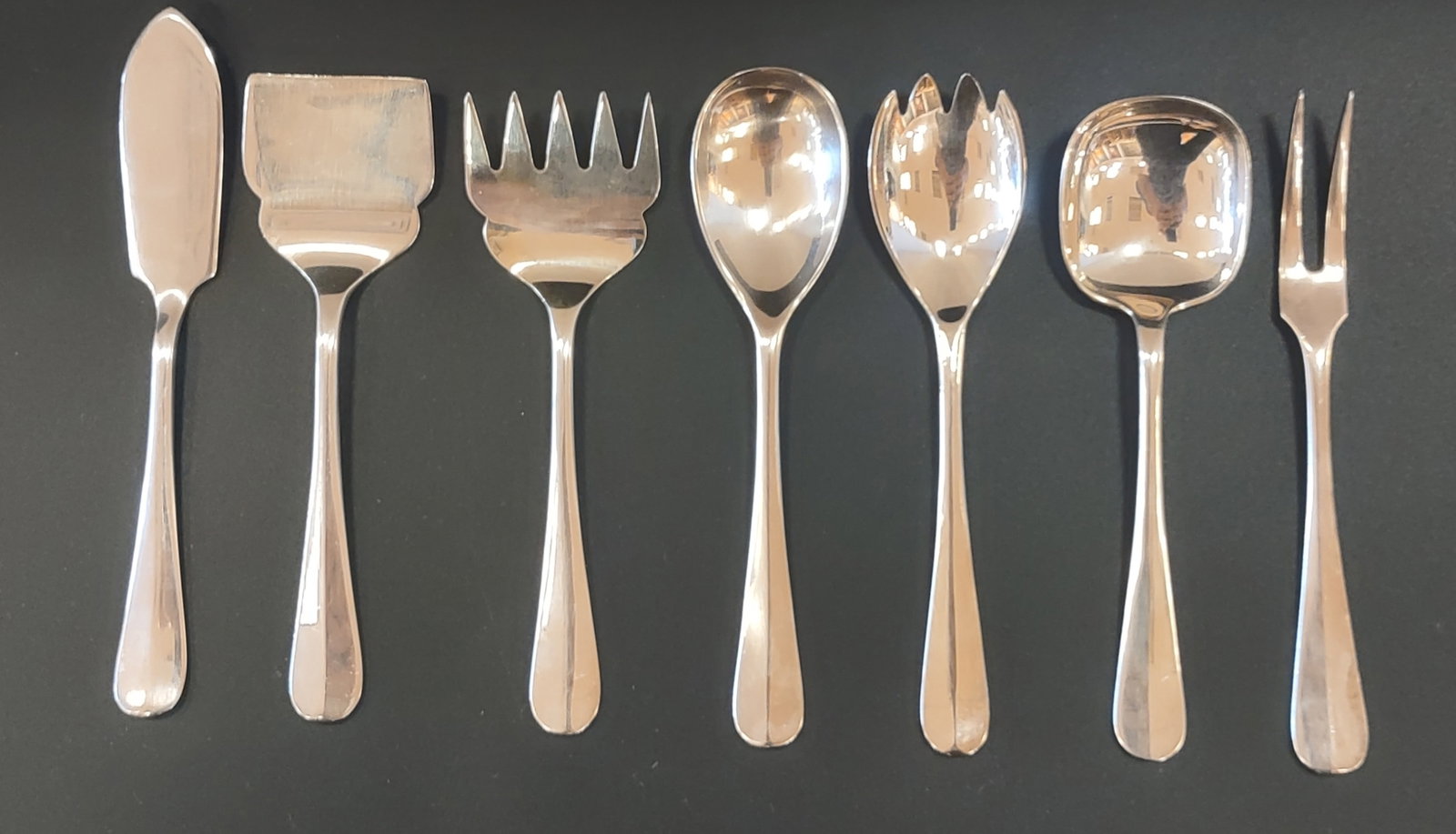 Vintage Silverplate 7 Piece Appetizer Or Bar Set Made In England Jr A1: Set of 7 high-quality English silverplate pieces, each measuring approximately 5.5 inches. Elegant mid-century modern design with clean, streamlined form. Marked on the reverse “England” and �