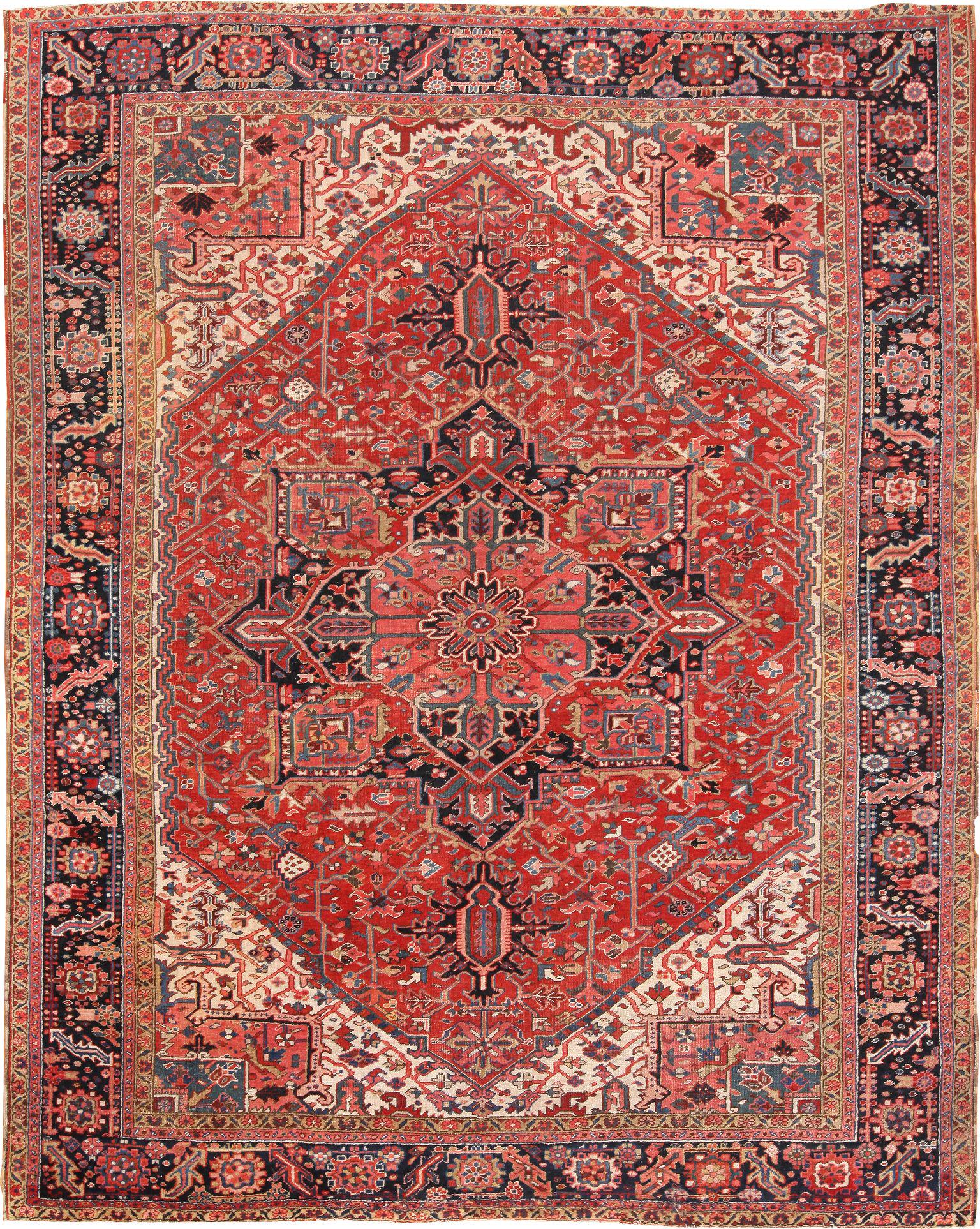 Antique Persian Heriz Rug 12 ft x 9 ft 8 in (3.65m x 2.94m): Antique Persian Heriz Rug, Country of Origin: Persian, Circa Date 1920: Antique The reserve price is the starting price