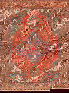 Antique Persian Heriz Serapi Rug 13 ft 8 in x 10 ft 5 in (4.17 m x 3.17 m): Property of a California estate Antique Persian Heriz Serapi Rug Size: 13 ft 8 in x 10 ft 5 in (4.17 m x 3.17 m) Collection of Antique Rugs, Vintage Rugs & Modern Carpets.