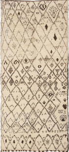 Vintage Mid Century Moroccan Rug 11 ft 9 in x 5 ft 6 in (3.58 m x 1.68 m): Vintage Mid Century Moroccan Rug Size: 11 ft 9 in x 5 ft 6 in (3.58 m x 1.68 m)