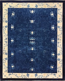 Antique Chinese Peking Rug - 9 ft 8 in x 8 ft 2 in (2.95 m x 2.49 m)