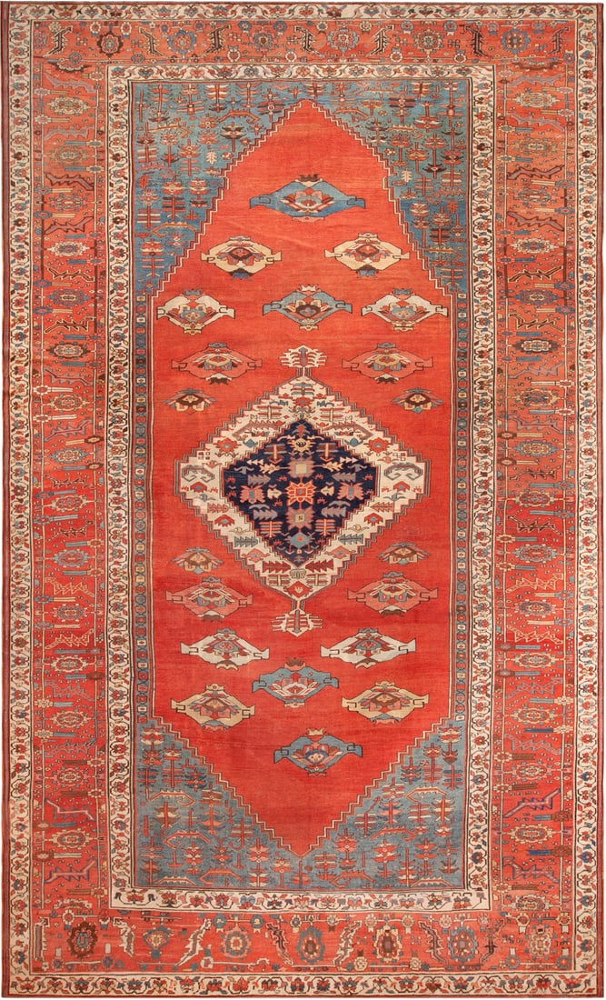 Large Antique Persian Serapi Rug 19 ft 3 in x 11 ft 8 in (5.87 m x 3.56 m) (1 of 1)