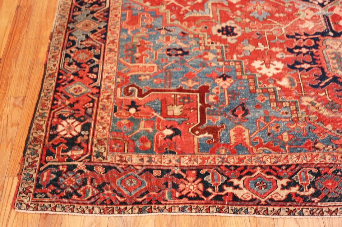 Antique Persian Heriz Rug 11 ft 9 in x 8 ft 10 in (3.58 m x 2.69 m) - 2