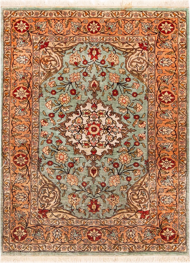 Fine Silk & Metallic Thread Vintage Turkish Hereke Rug 2 ft 3 in x 1 ft 8 in (0.69 m x 0.51 m): Curated collection of antique, vintage and modern rugs Fine Silk & Metallic Thread Vintage Turkish Hereke Rug Size: 2 ft 3 in x 1 ft 8 in (0.69 m x 0.51 m) Provenance: Property of a New York