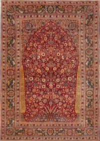 Antique Persian Tabriz Rug Signed Sadaghiani 5 ft 3 in x 4 ft 6 in (1.6 m x 1.37 m)