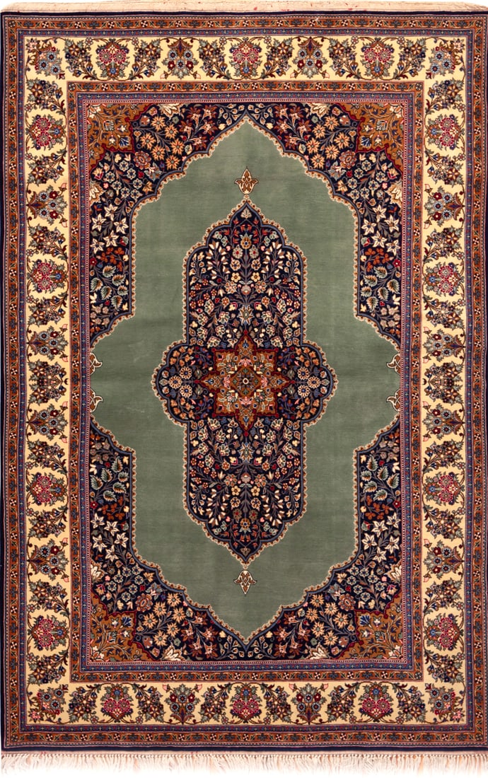 No Reserve - Silk & Wool Vintage Persian Qum Kork 7 ft 2 in x 4 ft 7 in (2.18 m x 1.39 m): Curated collection of antique, vintage and modern rugs No Reserve - Silk & Wool Vintage Persian Qum Kork Size: 7 ft 2 in x 4 ft 7 in (2.18 m x 1.39 m) Provenance: Property of a prominent German collec