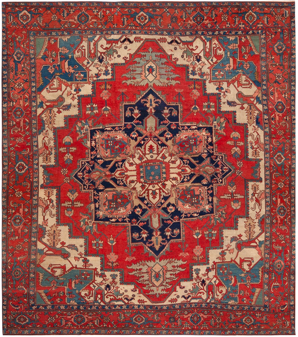 Antique Persian Heriz Serapi Squarish Rug - 12 ft x 10 ft 6 in (3.65 m x 3.2 m): Curated collection of antique, vintage and modern rugs Antique Persian Heriz Serapi Squarish Rug Size: 12 ft x 10 ft 6 in (3.65 m x 3.2 m) Provenance: Property of a retired New York dealer A bol