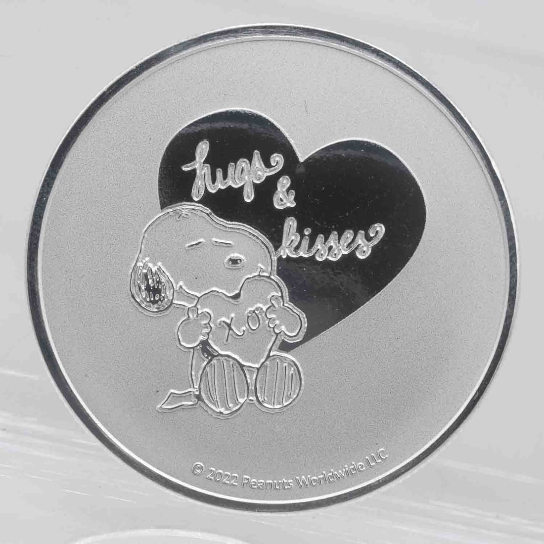 2022 Peanuts Snoopy Hugs And Kisses 1oz Silver Coin: Subject: Peanuts Snoopy Hugs And Kisses 1oz Silver Coin Medium: 999 Silver Year: 2022 Condition: MS Note: Any condition statement is given as an opinion and should not be treated as a statement of fac