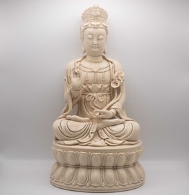 Old Chinese Dehua Blanc De Chine White Porcelain Guanyin Bodhisattva Sitting On Lotus Sculpture