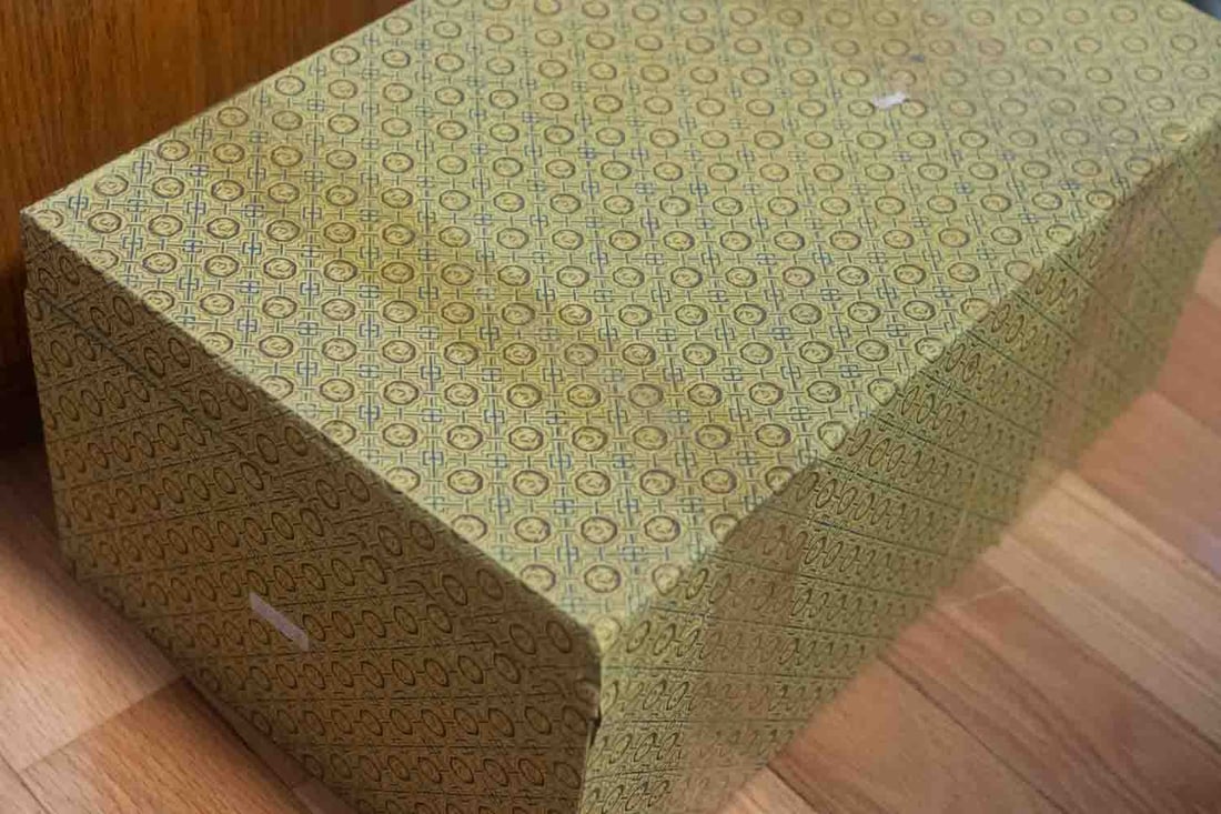 Old Chinese Dehua Blanc De Chine White Porcelain Guanyin Bodhisattva On Ocean Sculpture (1 of 16)