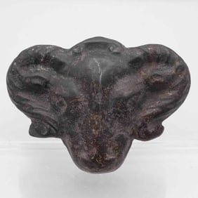 Antique Chinese Hongshan Culture Meteorite Iron Sheep Head Pendant
