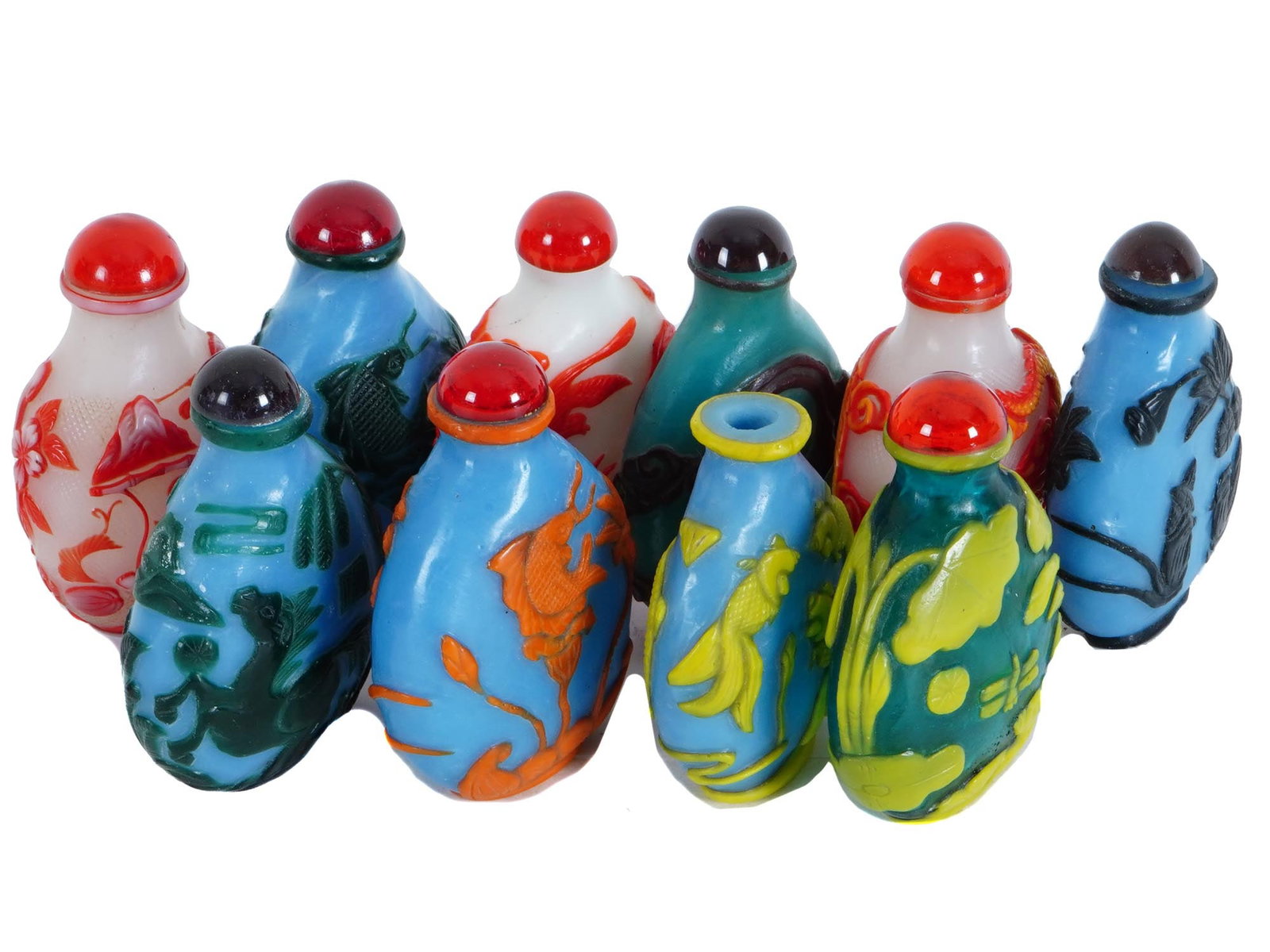 10 VINTAGE CHINESE PAINTED GLASS SNUFF BOTTLES: 10 VINTAGE CHINESE PAINTED GLASS SNUFF BOTTLES