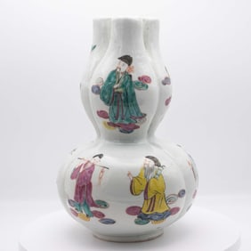 Antique Chinese Famille Rose Porcelain Tri-Hole Vase
