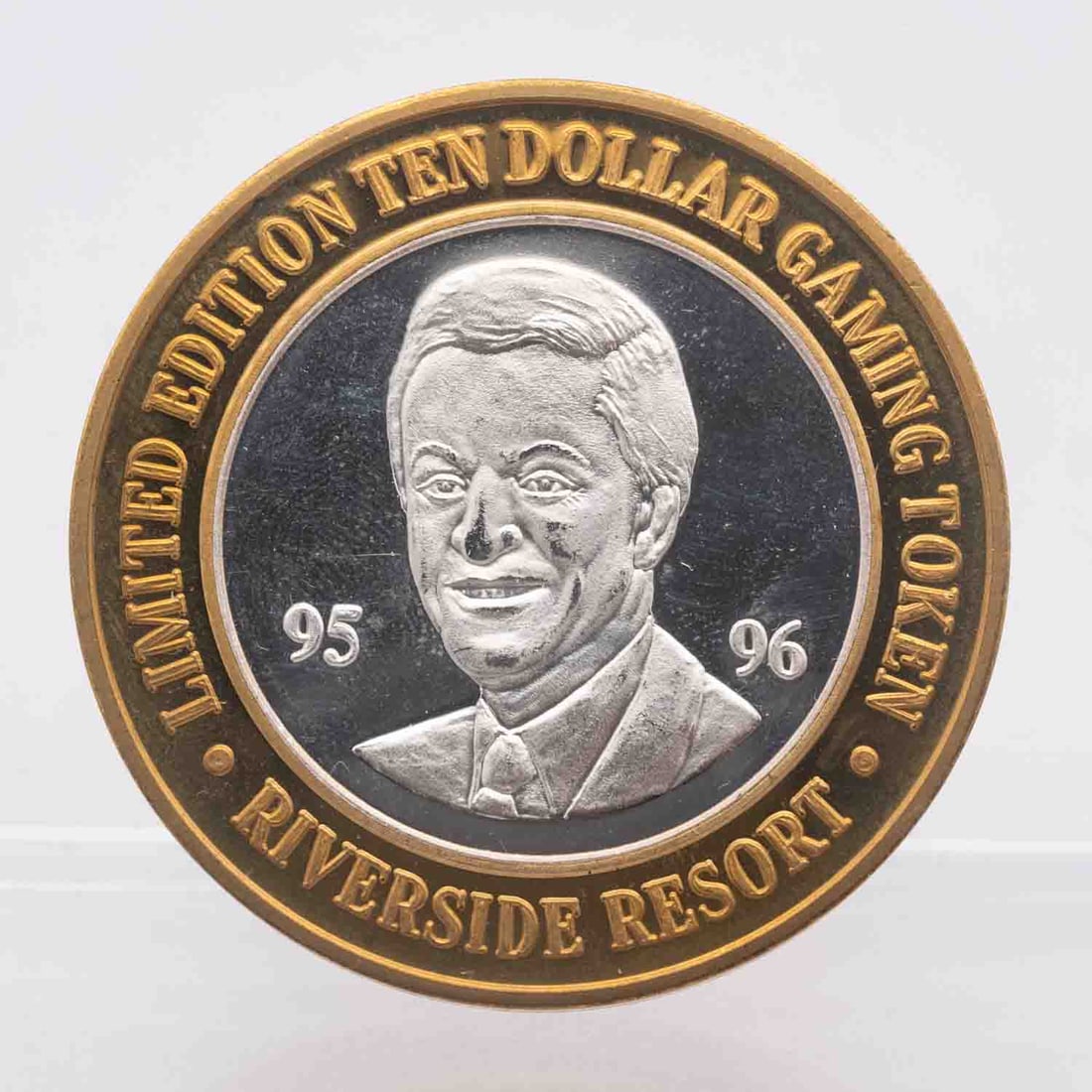 Riverside Resort Don Laughlin 999 Silver Ten Dollar Gaming Token (1 of 2)
