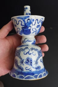 CHINESE BLUE AND WHITE 'DRAGON' CANDLESTICK, 19TH CENTURY