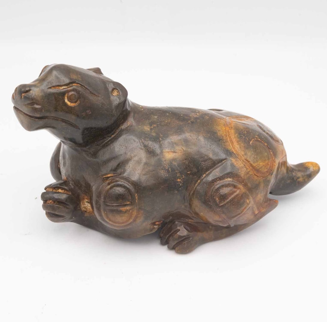 Antique Chinese Carved Jade Beast Sculpture: Affordable and convenient "Self-Arranged Shipping" available, please email treasuredauctions@gmail.com before you check out for quote comparison. LIVESHIPPING is NOT a part of the auction house or our