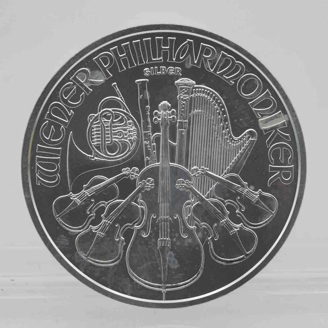 2020 Austria Philharmonic 1oz Silver Coin: MLC01164 Subject: Austria Philharmonic 1oz Silver Coin Medium: 999 Silver Year: 2020 Condition: MS, milk spots Note: Any condition statement is given as an opinion and should not be treated as a state