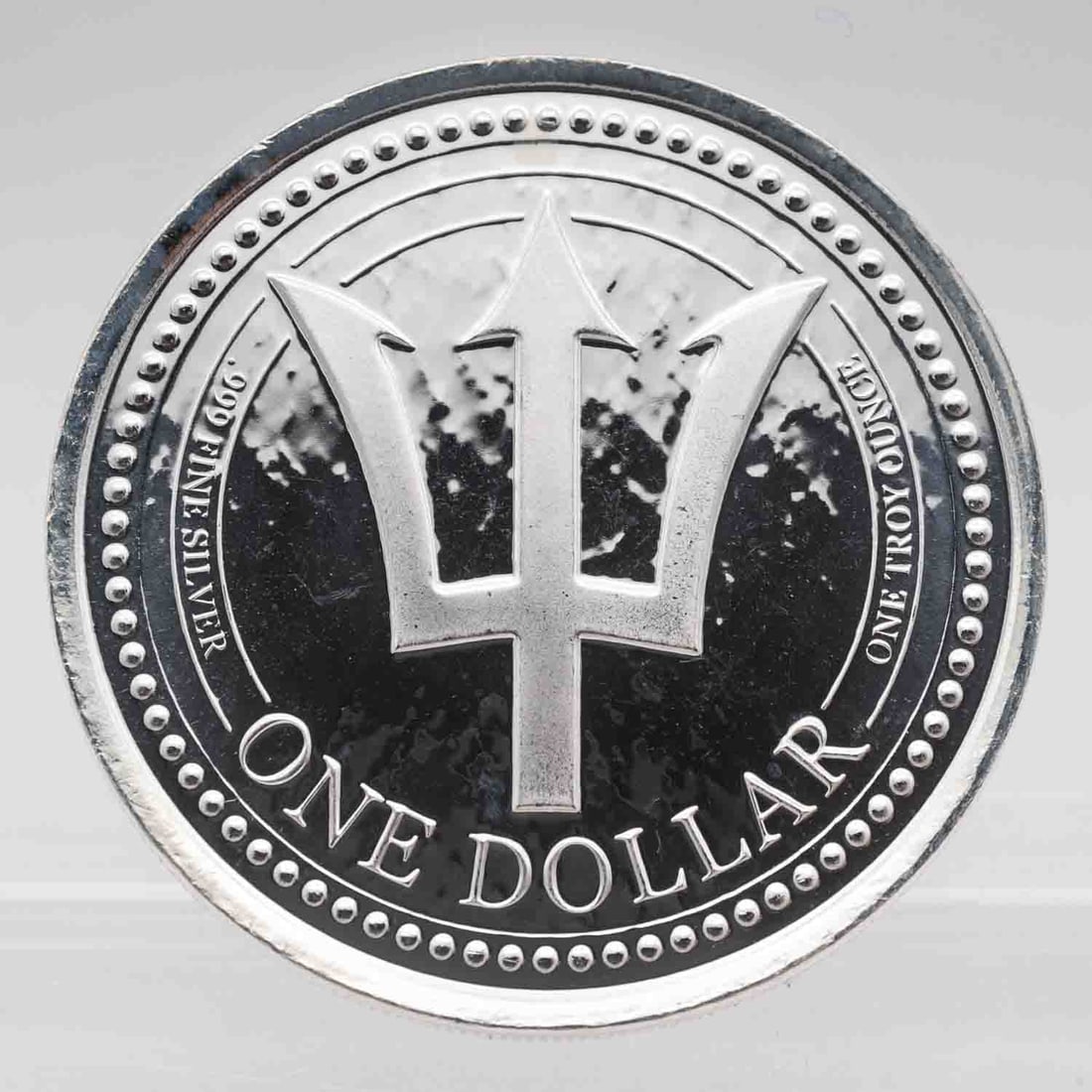 2018 Barbados Trident 1oz Silver Coin (1 of 2)