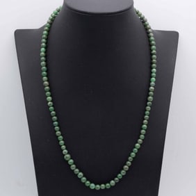 Chinese Green Natural Jadeite Bead Necklace