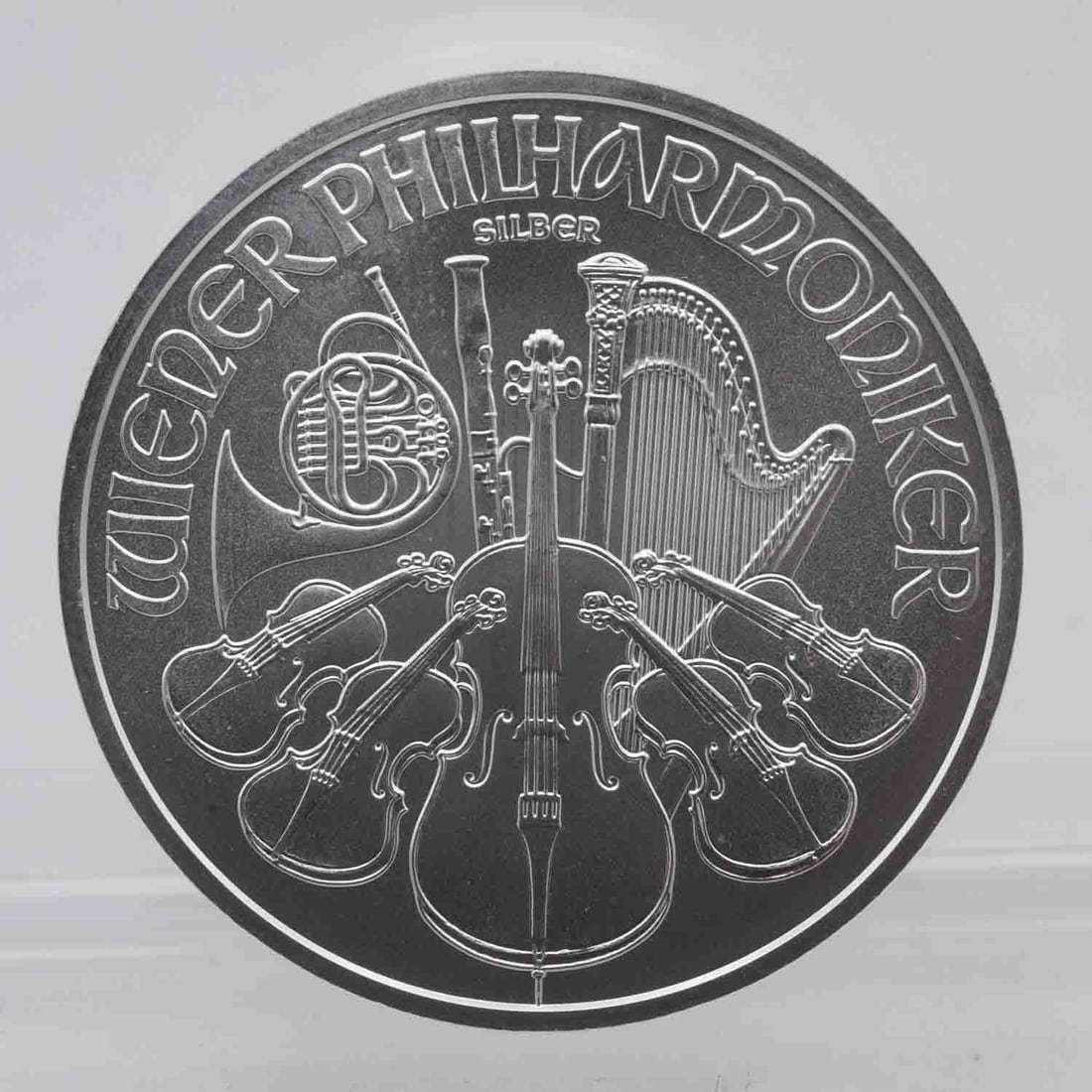 2025 Austria Philharmonic 1oz Fine Silver Coin: MLC01190 Shipping: Buyer-arranged shipping: estimated cost: starts at $14.5, Plus $1 dollar for every $100 in value. Signature confirmation is recommended for high value invoice at cost of $5.5. Pleas