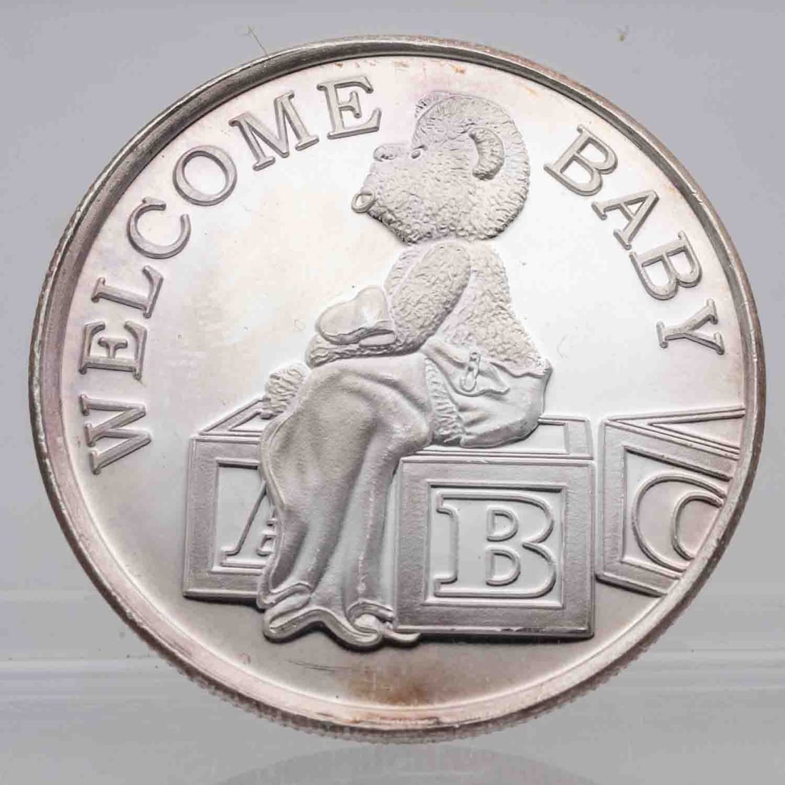 2014 Welcome Baby Novelty 1oz Silver Round: MLC01067 Subject: Welcome Baby Novelty 1oz Silver Round Medium: 999 Silver Year: 2014 Condition: MS Note: Any condition statement is given as an opinion and should not be treated as a statement of fac