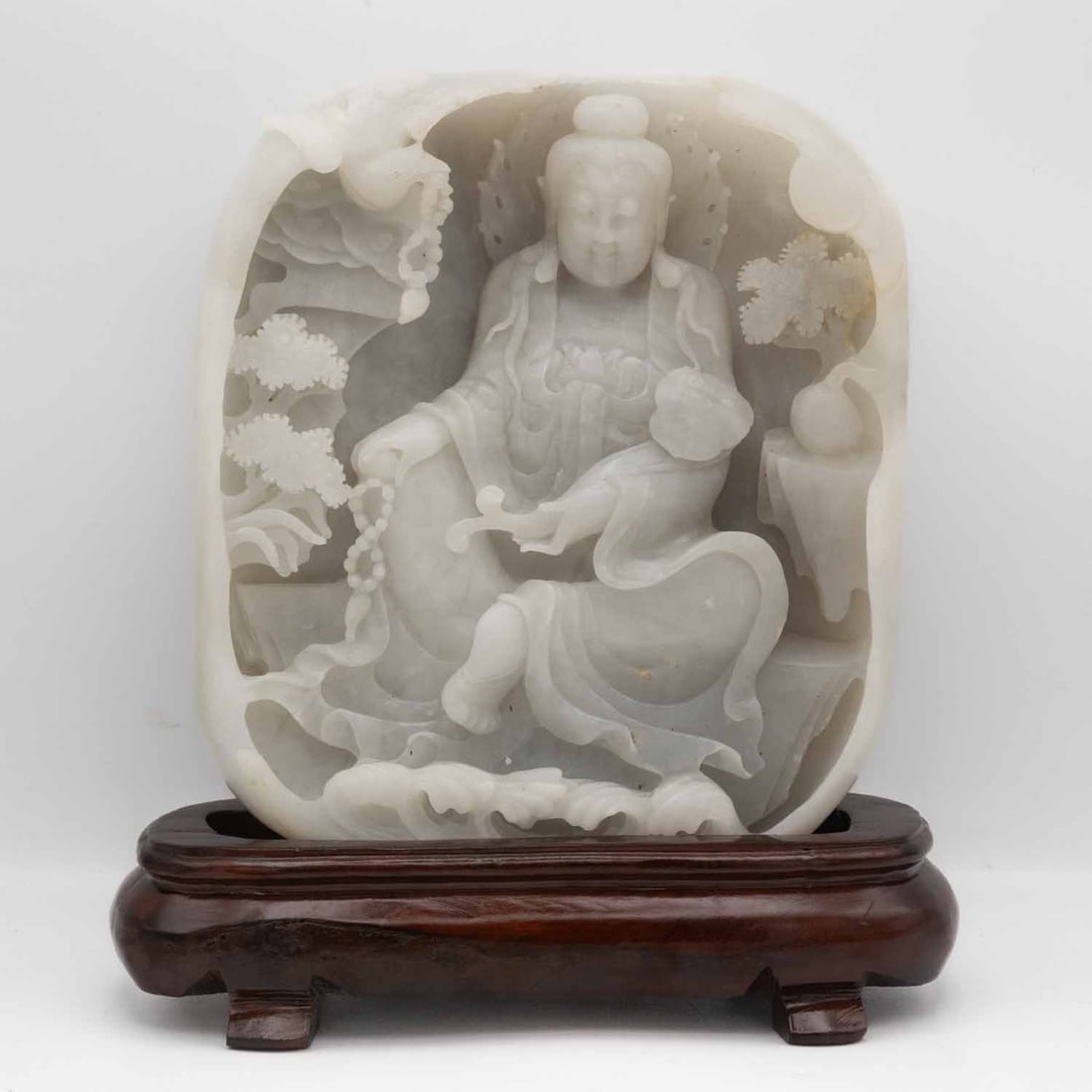 Chinese Carved Natural White Jadeite Guanyin Sculpture