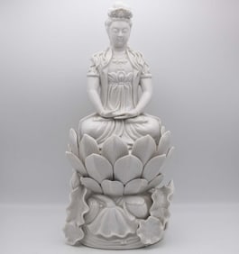 Old Chinese White Glaze Porcelain Guanyin Statue