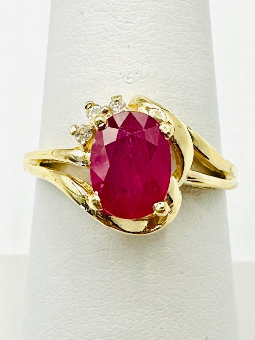 14KT Yellow Gold Natural Diamond and Ruby Ring # 2002