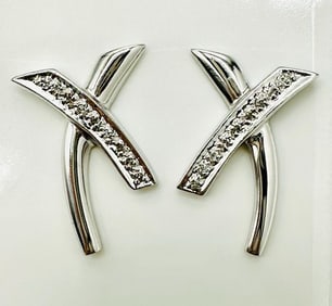 14KT White Gold Pair of Natural Diamond Earrings 18 Pieces Diamond 0.10 carat(t.w.) # 2169