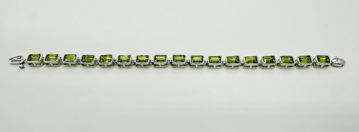 14KT White Gold Peridot Bracelet # 2407