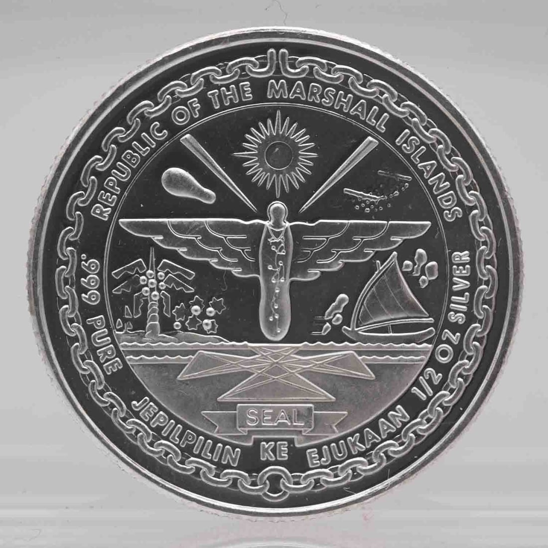 1986 Republic Of The Marshall Islands 1/2oz Fine Silver Coin: MLC01223 Shipping: Buyer-arranged shipping: estimated cost: starts at $14.5, Plus $1 dollar for every $100 in value. Signature confirmation is recommended for high value invoice at cost of $5.5. Pleas