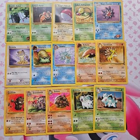 15 ALL VINTAGE POKEMON CARDS