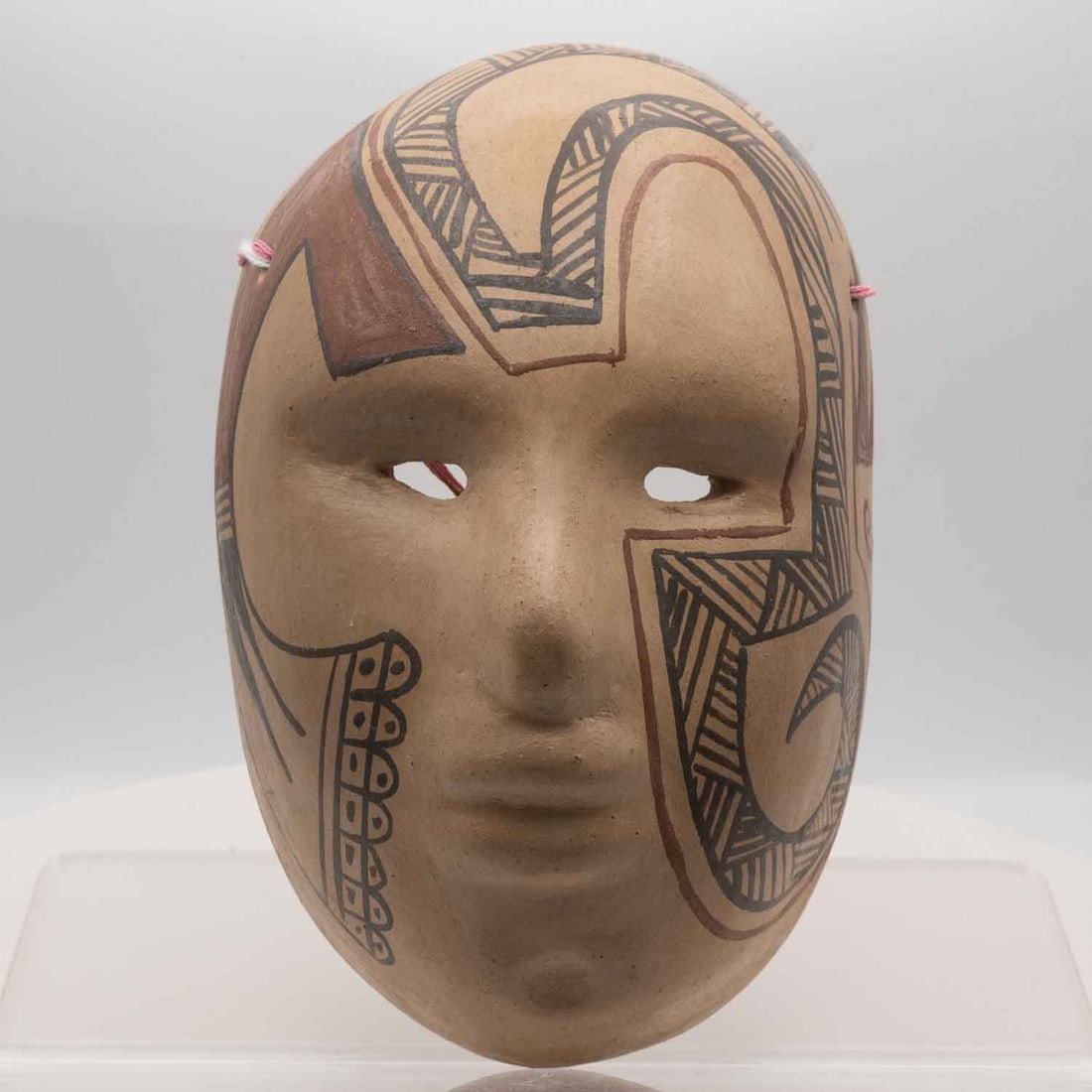 Old American Indian Pottery Mask: Medium: Pottery Size: 7.5x4.8x3.5 inches Age/Detail: Old American Indian Condition: great overall, check photo for condition reference Provenance: Collection from Estate in Tribecca Please view all th