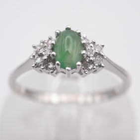 14K White Gold Natural Glassy Green Jadeite Ring