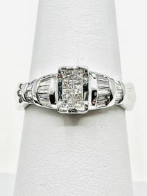 14KT White Gold Diamond Fancy Ring Size 6.75 - J11334
