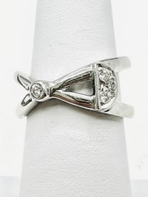 18 Karat White Gold Natural Diamond Ring Size 6 - J11482