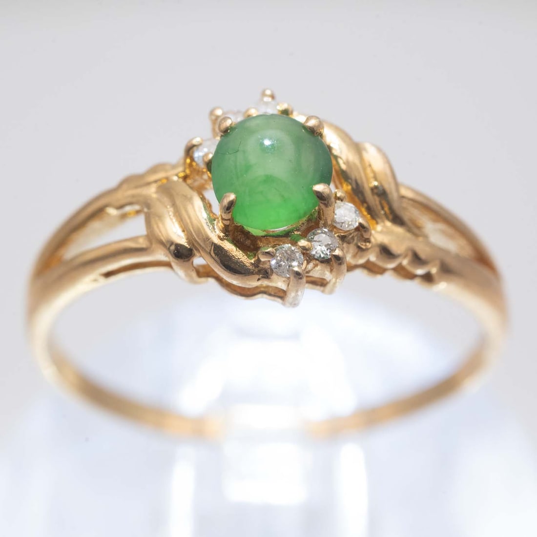 14K Gold Natural Type A Icy Green Jade Ring: Medium: Natural Type A Icy Green Jade Size: US6.5 1.79gram Age/Detail: 14K Gold Condition: great overall, check photo for condition reference. Provenance: Collection from Estate in Tribecca LiveShippi
