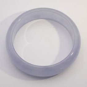 Chinese Lavender Jade Bangle