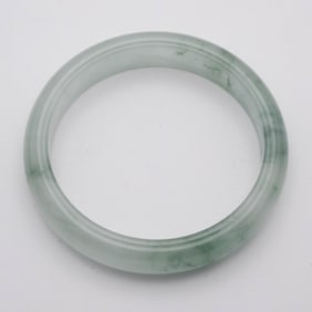 Chinese Icy Green Jade Bangle