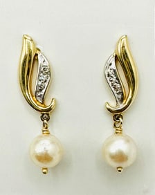 14KT Yellow Gold Pair of Natural Diamond Pearl Hanging Earrings # 2155