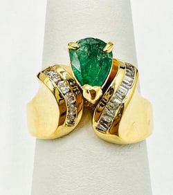 Natural Diamond and Emerald Ring,14KT Yellow Gold # 2351