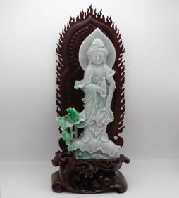 Chinese Hand-Carved Natural Jadeite Guanyin Bodhisattva Sculpture