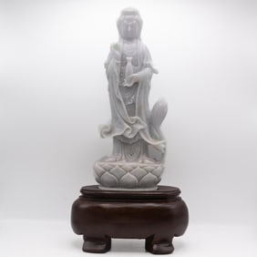 Chinese Hand-Carved Natural Jadeite Guanyin Bodhisattva Figure
