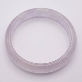 Chinese Translucent Lavender Jade Bangle