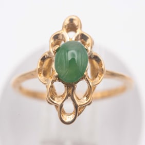 14K Gold Natural Glassy Green Jadeite Ring